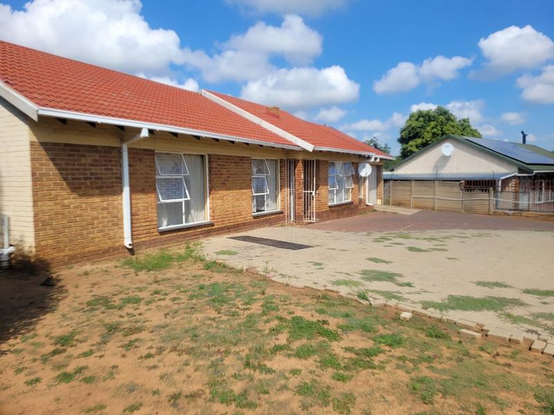 4 Bedroom Property for Sale in Fauna Free State